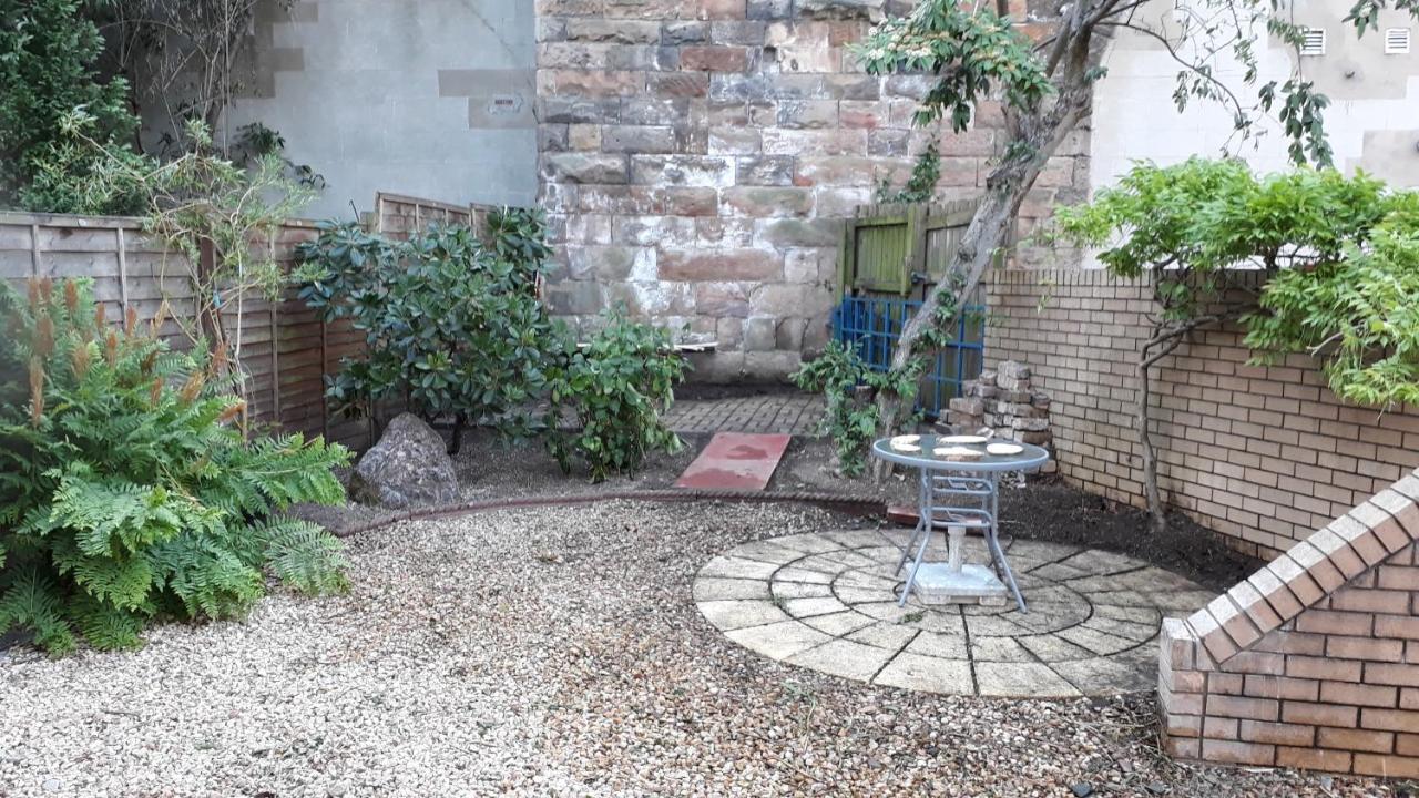 Bright City Centre House - Private Garden & Parking! Villa Glasgow Exterior foto